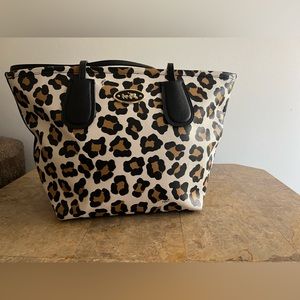 Coach cheetah bag